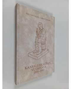 Kirjailijan Eero Hietakari käytetty kirja Kansalliskaupan vuosisata 1890-1990