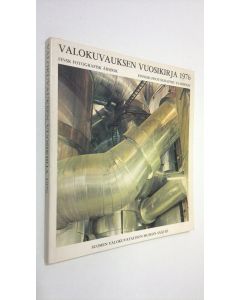 käytetty kirja Valokuvauksen vuosikirja 1976