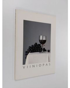 käytetty kirja Viiniopas
