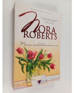 Kirjailijan Nora Roberts käytetty kirja Monien mahdollisuuksien mies