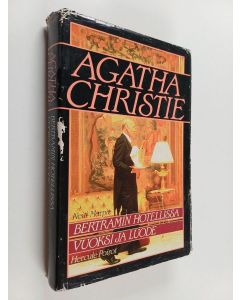 Kirjailijan Agatha Christie käytetty kirja Bertramin hotellissa ; Vuoksi ja luode