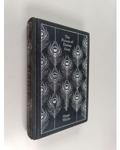 Kirjailijan Oscar Wilde käytetty kirja The picture of Dorian Gray