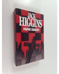Kirjailijan Jack Higgins käytetty kirja Papin shakki