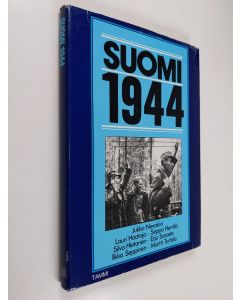 Tekijän Jukka Nevakivi  käytetty kirja Suomi 1944 : sodasta rauhaan