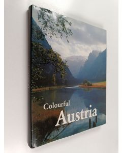 Kirjailijan Heinz Scheibenpflug käytetty kirja Colourful Austria