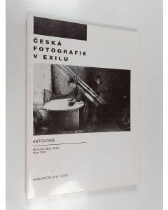 Kirjailijan Bohumil Krčil käytetty kirja Česká fotografie v exilu - antologie