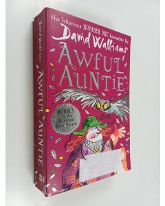 Kirjailijan David Walliams käytetty kirja Awful Auntie