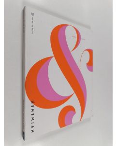 Kirjailijan She Reads Truth käytetty kirja Nehemiah SRT 2018
