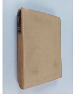 Kirjailijan Winston S. Churchill käytetty kirja My early life : a roving commission