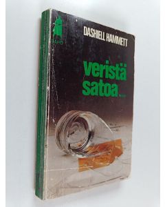 Kirjailijan Dashiell Hammett käytetty kirja Veristä satoa