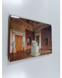 uusi teos The Russian museum interiors