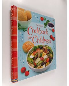 Kirjailijan Catherine Atkinson & Rebecca Gilpin ym. käytetty teos The Usborne Cookbook for Children