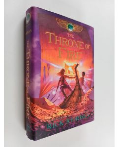 Kirjailijan Rick Riordan käytetty kirja The throne of fire
