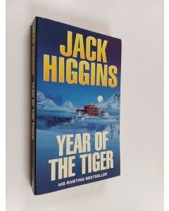 Kirjailijan Jack Higgins käytetty kirja Year of the tiger