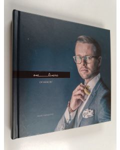 Kirjailijan Martti Vannas käytetty kirja One-liners of memory