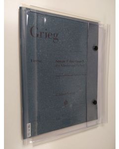 Kirjailijan Annette Oppermann käytetty teos Grieg : Sonate F-dur Opus 8 für klavier und violine - Sonata for piano and violin in F major Op. 8