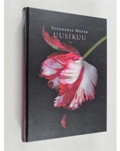 Kirjailijan Stephenie Meyer käytetty kirja Uusikuu