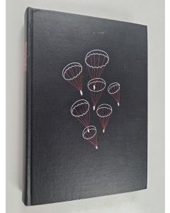 Kirjailijan Will Berthold käytetty kirja Taivaalta helvettiin : saksalaisten laskuvarjojääkärien kohtalo