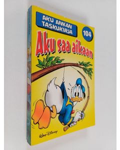 Kirjailijan Walt Disney käytetty kirja Aku saa aikaan