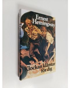 Kirjailijan Ernest Hemingway käytetty kirja Klockan klämtar för dig 1