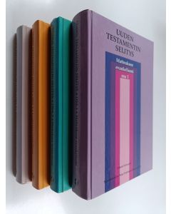 Kirjailijan Eduard Schweizer & Siegfried Schulz käytetty kirja Uuden Testamentin selitys 1-4 : Matteuksen evankeliumi ; Markuksen evankeliumi ; Luukkaan evankeliumi ; Johanneksen evankeliumi