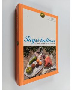 käytetty kirja Täysi kattaus : ruokaa ja juomaa kirjallisuudessa