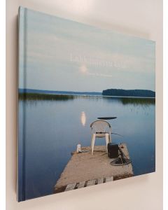 Kirjailijan Hanna Koikkalainen käytetty kirja Lakkautettu kylä