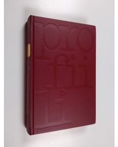 Tekijän J. A. E. Curtis  käytetty kirja Käsikirjoitukset eivät pala : Mihail Bulgakovin elämä kirjeiden ja päiväkirjojen valossa