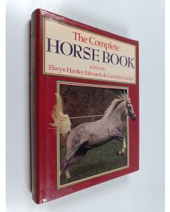 käytetty kirja The Complete Horse Book