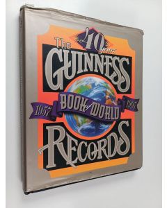 Kirjailijan Norris McWhirter käytetty kirja The Guinness Book of World Records 1997