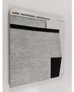 Kirjailijan Pekka Suhonen käytetty kirja Uutta suomalaista arkkitehtuuria