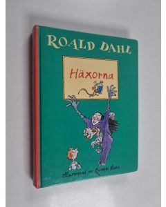 Kirjailijan Roald Dahl käytetty kirja Häxorna