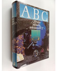 Tekijän Ilkka Helastie  käytetty kirja Terveen elämän salaisuudet 2 : Idättämisestä lääkekasveihin