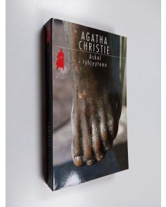 Kirjailijan Agatha Christie käytetty kirja Askel tyhjyyteen