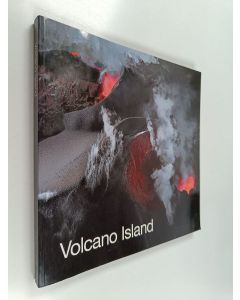 Kirjailijan Sigurgeir Sigurjónsson käytetty kirja Volcano island