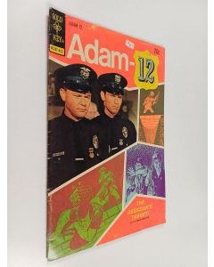 käytetty teos Adam-12 2/1973 ; The Assassin's Target