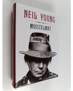 Kirjailijan Neil Young käytetty kirja Muistelmat