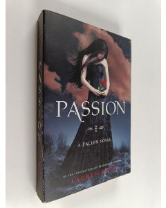 Kirjailijan Lauren Kate käytetty kirja Passion