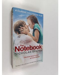 Kirjailijan Nicholas Sparks käytetty kirja The Notebook