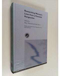 käytetty kirja Researching women's lives from a feminist perspective