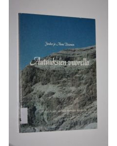 Kirjailijan Jouko Pesonen käytetty kirja Autuuksien vuorella (signeerattu) : lohdutuksen sanoja elämän keskellä