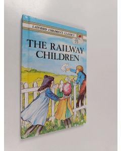 Kirjailijan Edith Nesbit käytetty kirja The railway children