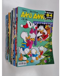 käytetty kirja Aku Ankka vuosikerta 2020 (puuttuu nro 29)