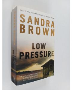 Kirjailijan Sandra Brown käytetty kirja Low Pressure