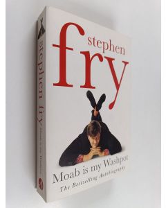 Kirjailijan Stephen Fry käytetty kirja Moab is my washpot