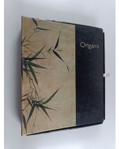 Kirjailijan Rick Beech käytetty kirja Discover origami - 40 original projects to build your paper crafting skills