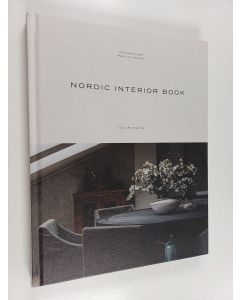 Kirjailijan Piia Kalliomäki käytetty kirja Nordic Interior Book