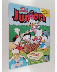 Kirjailijan Walt Disney käytetty teos Aku Ankka Juniori 5/2018