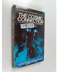 Kirjailijan Carl Sagan käytetty kirja The Cosmic Connection - An Extraterrestrial Perspective