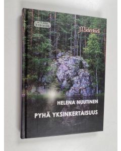 Kirjailijan Helena Nuutinen käytetty kirja Pyhä yksinkertaisuus +cd-levyt